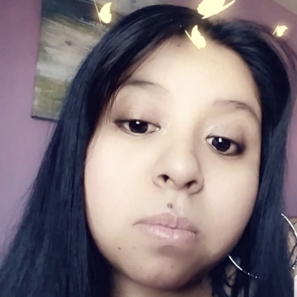 Meet your Posher, Elizabeth - Picture 1 of 1